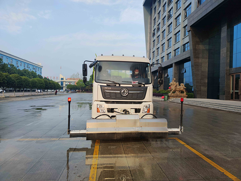 天锦国六CLW5180GQXD6型清洗车