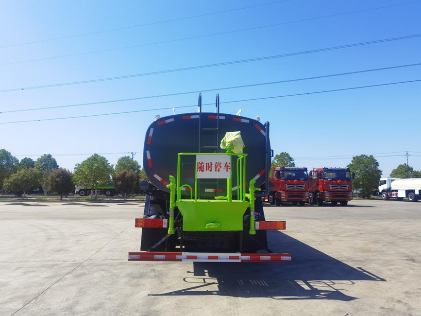 华神T5后双桥19.7方绿化喷洒车